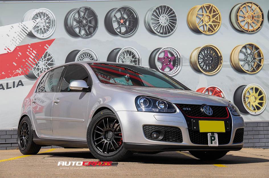 VOLKSWAGEN GOLF SF02 GLOSS GUNMETAL